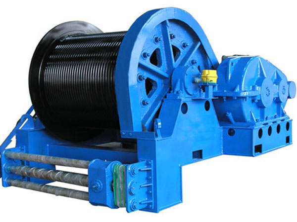 Electric cable pulling winches
